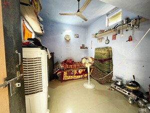 Living Room in 6 BHK Independent House at Motera – for Sale