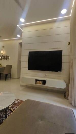 Furnished Amenities in 2 BHK Apartment at Lodha Splendora, Ghodbunder Road – for Sale