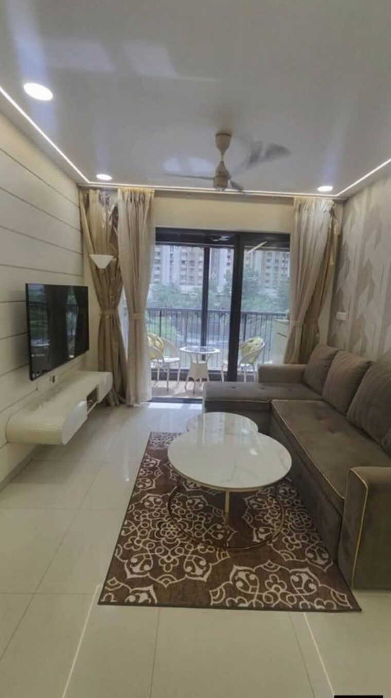 Team Area, lodha-splendora 2 Bedroom 701 Sq.Ft. Apartment In Ghodbunder Road Thane 10673042