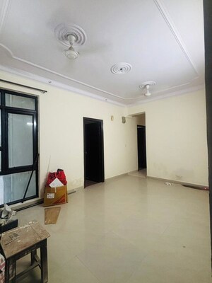 Room in 2 BHK Builder Floor at Sector 22 – for Rent