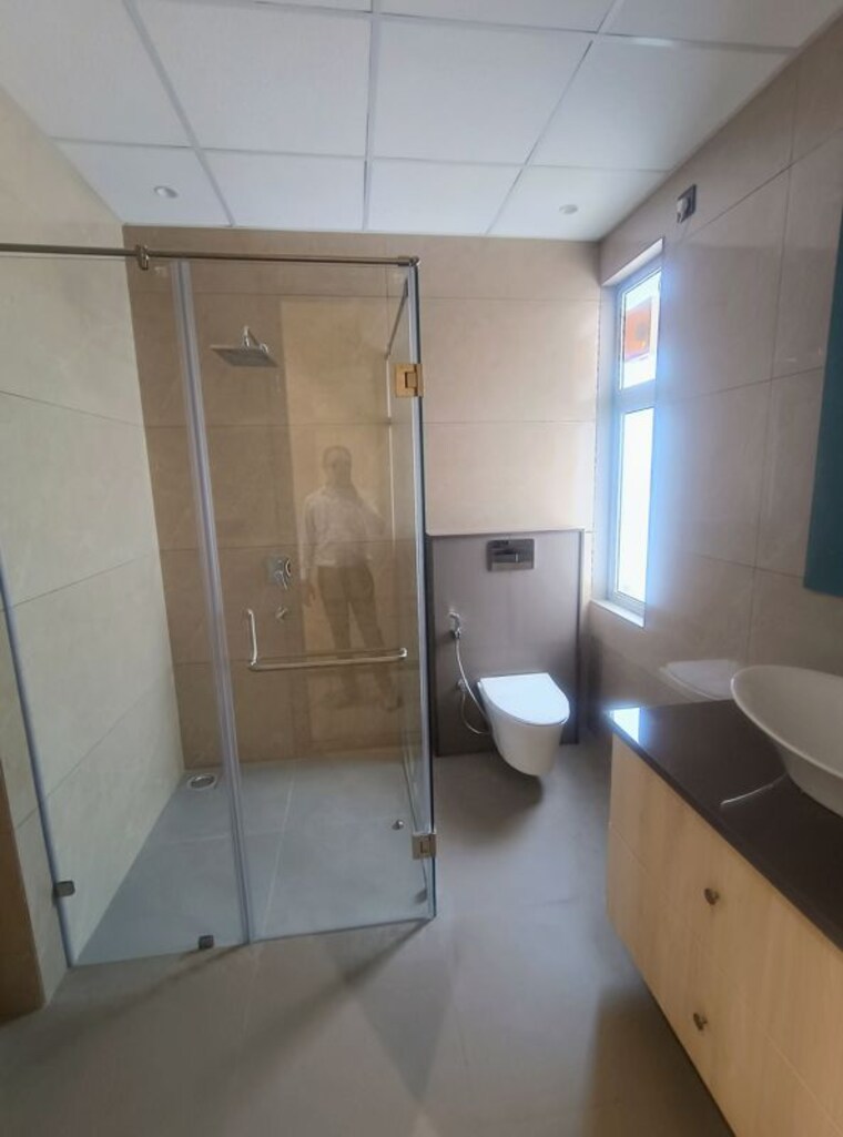 Bathroom, aurum-alumni-bliss  2200 Sq.Ft. Apartment In Sector 22d Yamuna Expressway Greater Noida 10673073