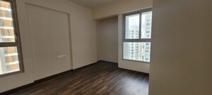 Room in 1 BHK Apartment at Piramal Vaikunth, Balkum Pada – for Rent
