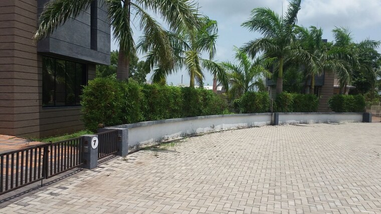 Swimming Pool, olpad 3 Bedroom 5400 Sq.Ft. Independent House In Olpad Surat 10673088