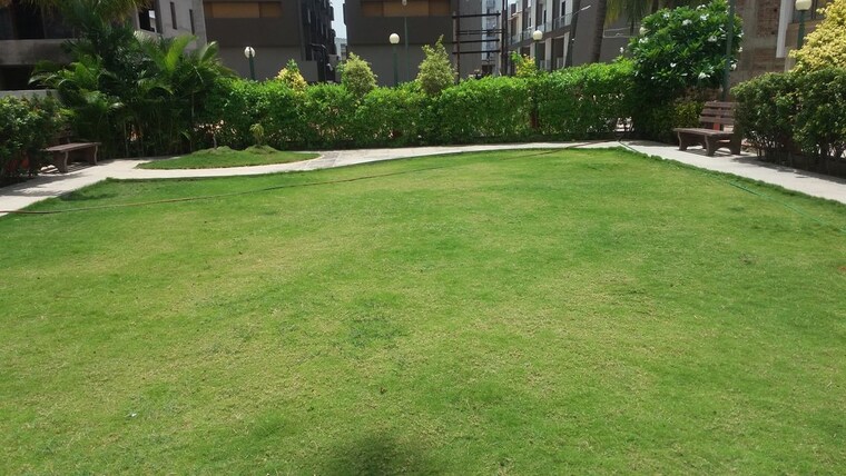 Garden, olpad 3 Bedroom 5400 Sq.Ft. Independent House In Olpad Surat 10673088