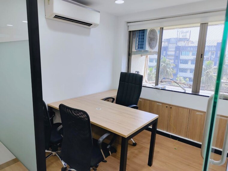Team Area, dheeraj-plaza Commercial Office Space 1100 Sq.Ft. In Bandra West Mumbai 10673108