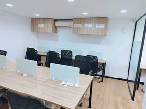  Office Space For Rent in Dheeraj Plaza, Bandra West