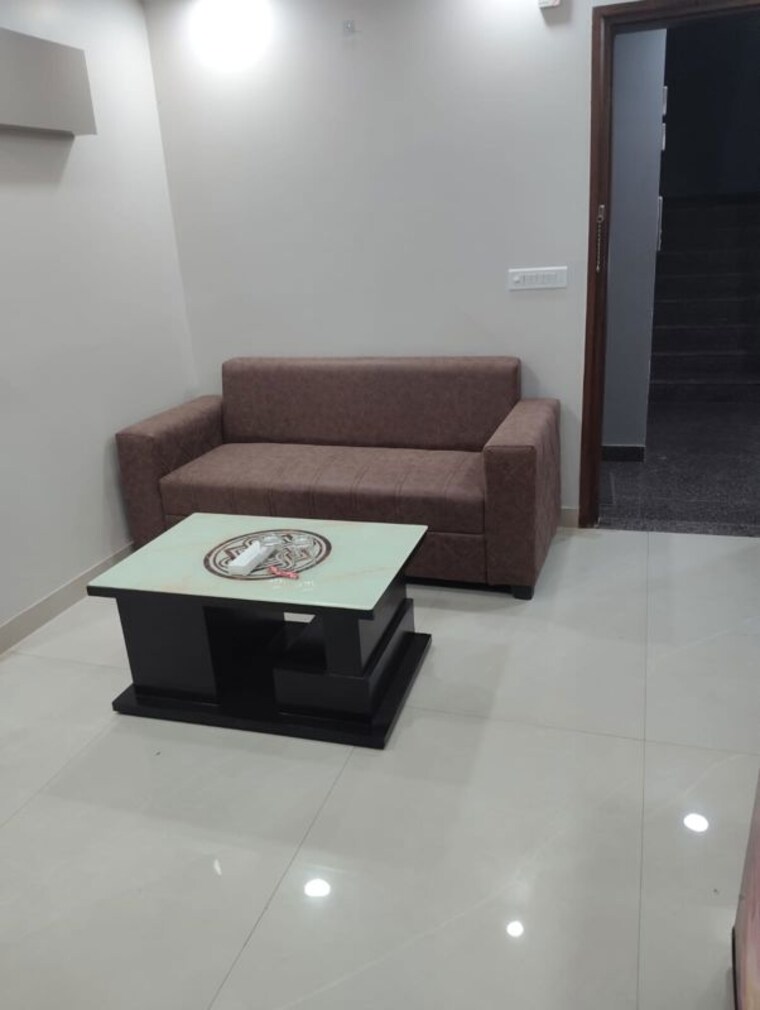 Living Room, sector 42 1 Bedroom 850 Sq.Ft. Independent House In Sector 42 Gurgaon 10673105