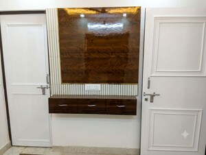 Room in 1 BHK Builder Floor at Dwarka Mor – for Sale