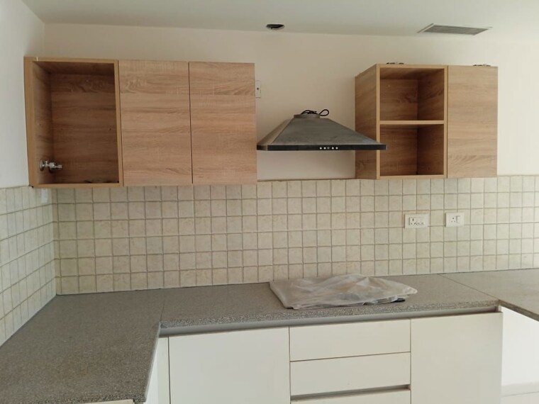 Kitchen, godrej-the-suites 2 Bedroom 975 Sq.Ft. Apartment In Sector 27 Yamuna Expressway Greater Noida 10673102