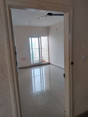 Room in 1 BHK Apartment at VBHC Palmhaven II, Kengeri – for Sale