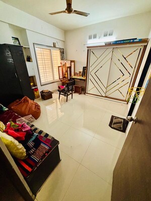 Bedroom in 3 BHK Apartment at Karishma Society, Kothrud – for Rent