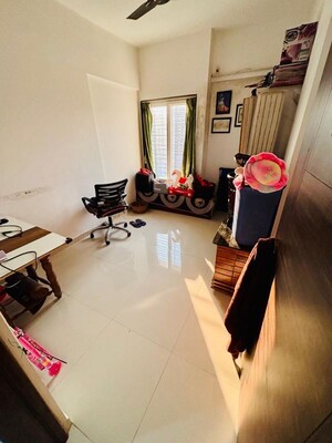 Bedroom in 3 BHK Apartment at Karishma Society, Kothrud – for Rent