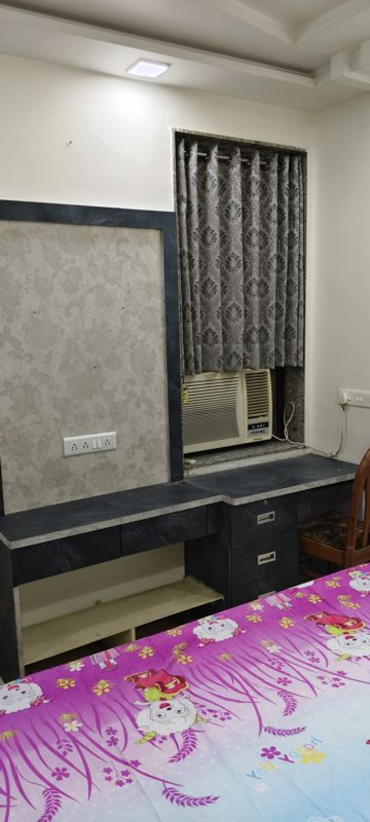 Kitchen, bodakdev 3 Bedroom 1700 Sq.Ft. Builder Floor In Bodakdev Ahmedabad 10673133