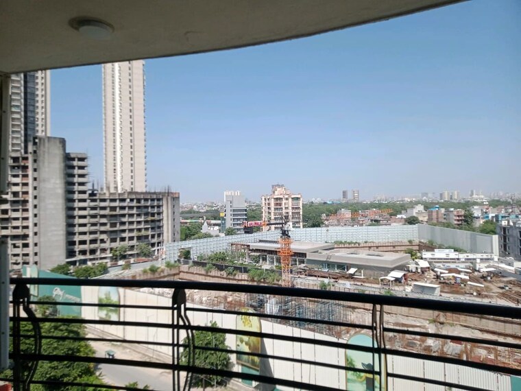 Exterior View, pearls-gateway-tower 5 Bedroom 5335 Sq.Ft. Apartment In Sector 44 Noida 10673139