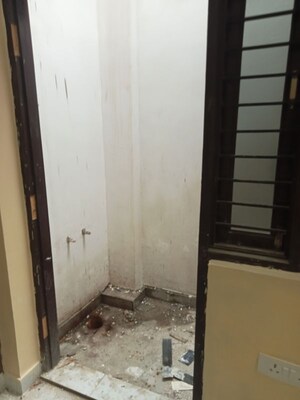 Bathroom in 5 BHK Villa at Kamta – for Sale