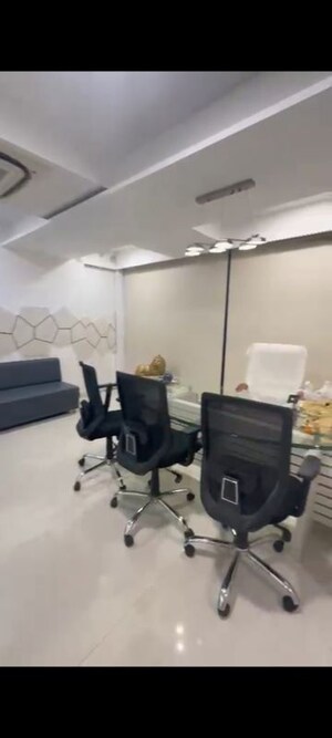 Team Area in  Office Space in IT/SEZ at Thane West – for Rent