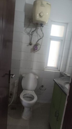 Bathroom in 3.5 BHK Apartment at BPTP Park 81, Sector 81 – for Sale