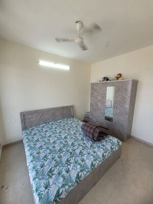 Bedroom in 2 BHK Apartment at Dosti Eastern Bay Phase 1, Wadala – for Rent