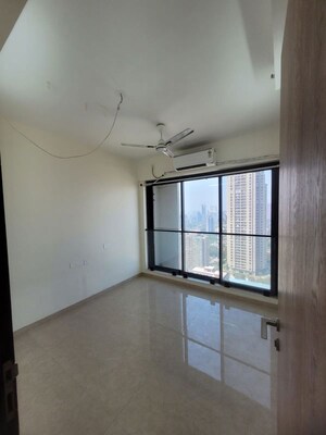 Room in 2 BHK Apartment at Dosti Eastern Bay Phase 1, Wadala – for Rent