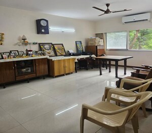 2 BHK Apartment For Sale in Dadar East