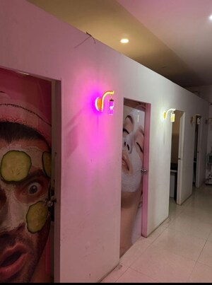  Showroom – Exterior View View at Gomti Nagar - for Rent