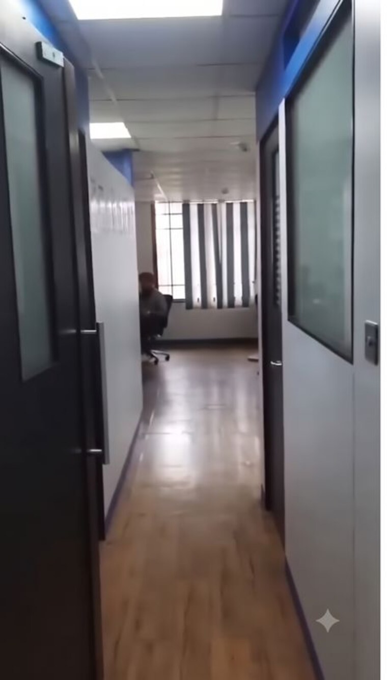 Other, chembur Commercial Office Space 780 Sq.Ft. In Chembur Mumbai 10673193