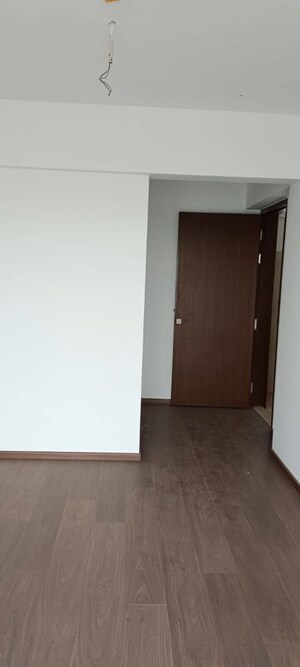 Room in 1 BHK Apartment at Neumec Shreeji Towers, Wadala East – for Rent