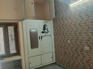 Room in 2 BHK Independent House at Urban Estate Residents Welfare Association Sector, Sector 4 – for Rent