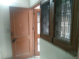 Room in 2 BHK Independent House at Urban Estate Residents Welfare Association Sector, Sector 4 – for Rent