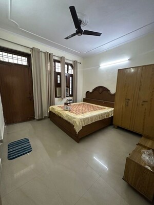 Living Room in 2 BHK Builder Floor at Palam Vihar – for Rent