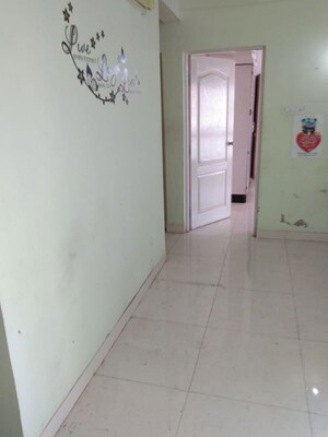 Bathroom in 1 BHK Apartment at Mayur Colony – for Rent