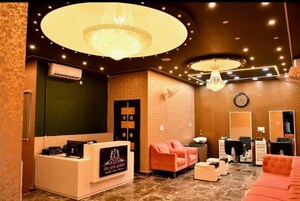 Furnished Amenities in  Office Space at Vishesh Khand, Gomti Nagar – for Rent