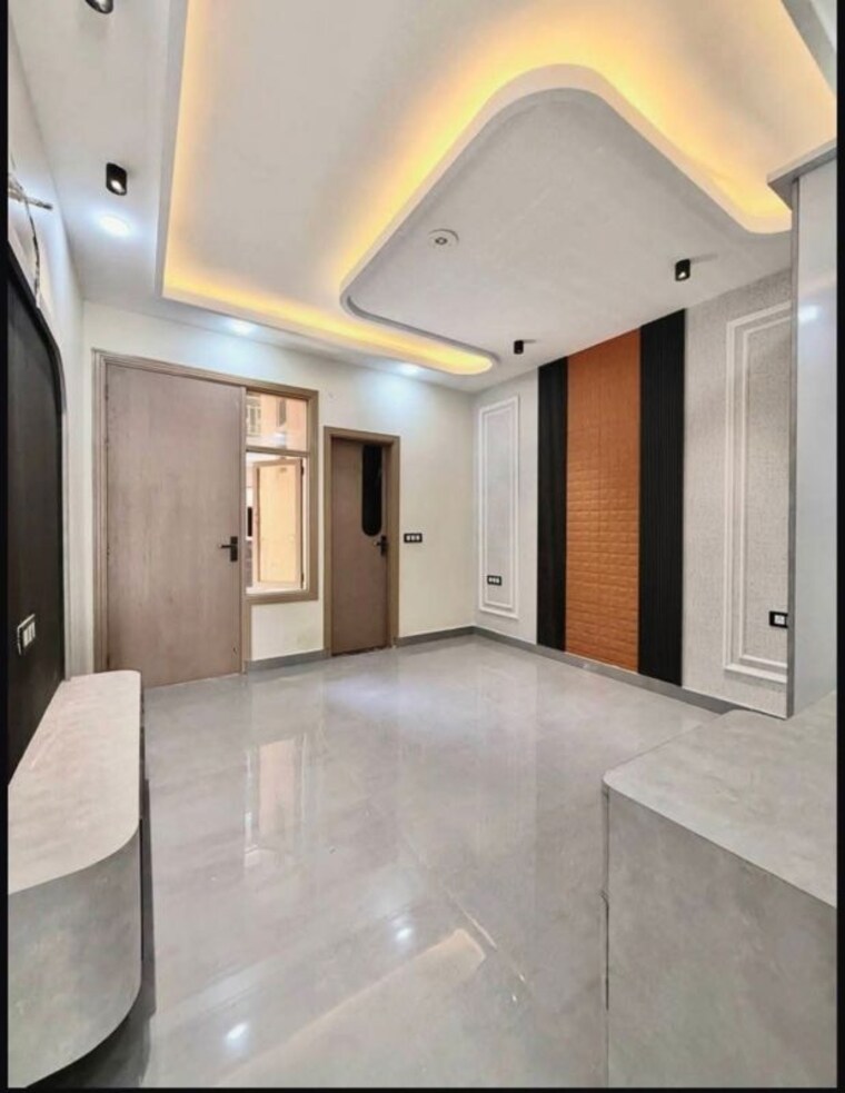 Room, dwarka mor 3 Bedroom 550 Sq.Ft. Independent House In Dwarka Mor Delhi 10673257