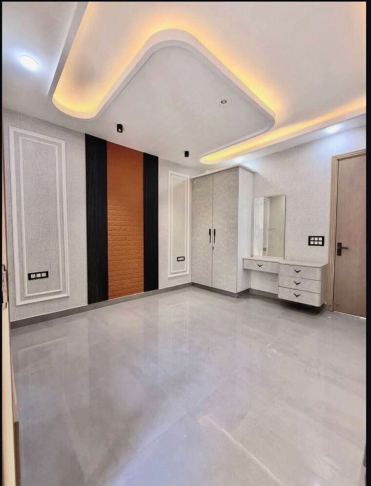 Room, dwarka mor 3 Bedroom 550 Sq.Ft. Independent House In Dwarka Mor Delhi 10673257