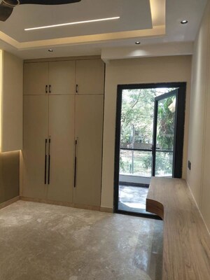 Room in 3 BHK Builder Floor at Kalkaji – for Rent