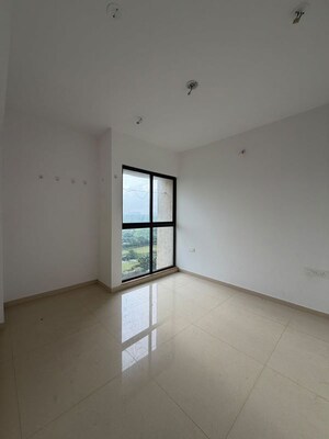 Room in 2 BHK Apartment at Lodha Palava Downtown, Dombivli East – for Rent