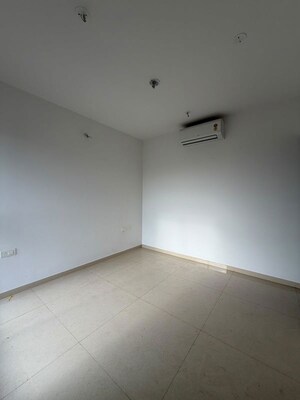 Room in 2 BHK Apartment at Lodha Palava Downtown, Dombivli East – for Rent
