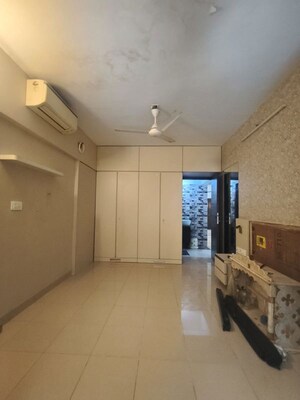 Bedroom in 3 BHK Apartment at Upper Govind Nagar – for Rent