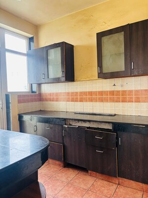 Kitchen in 3 BHK Builder Floor at Sector 21 – for Rent