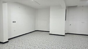 Room in  Office Space at Srishti Apartments Jankipuram, Jankipuram – for Rent
