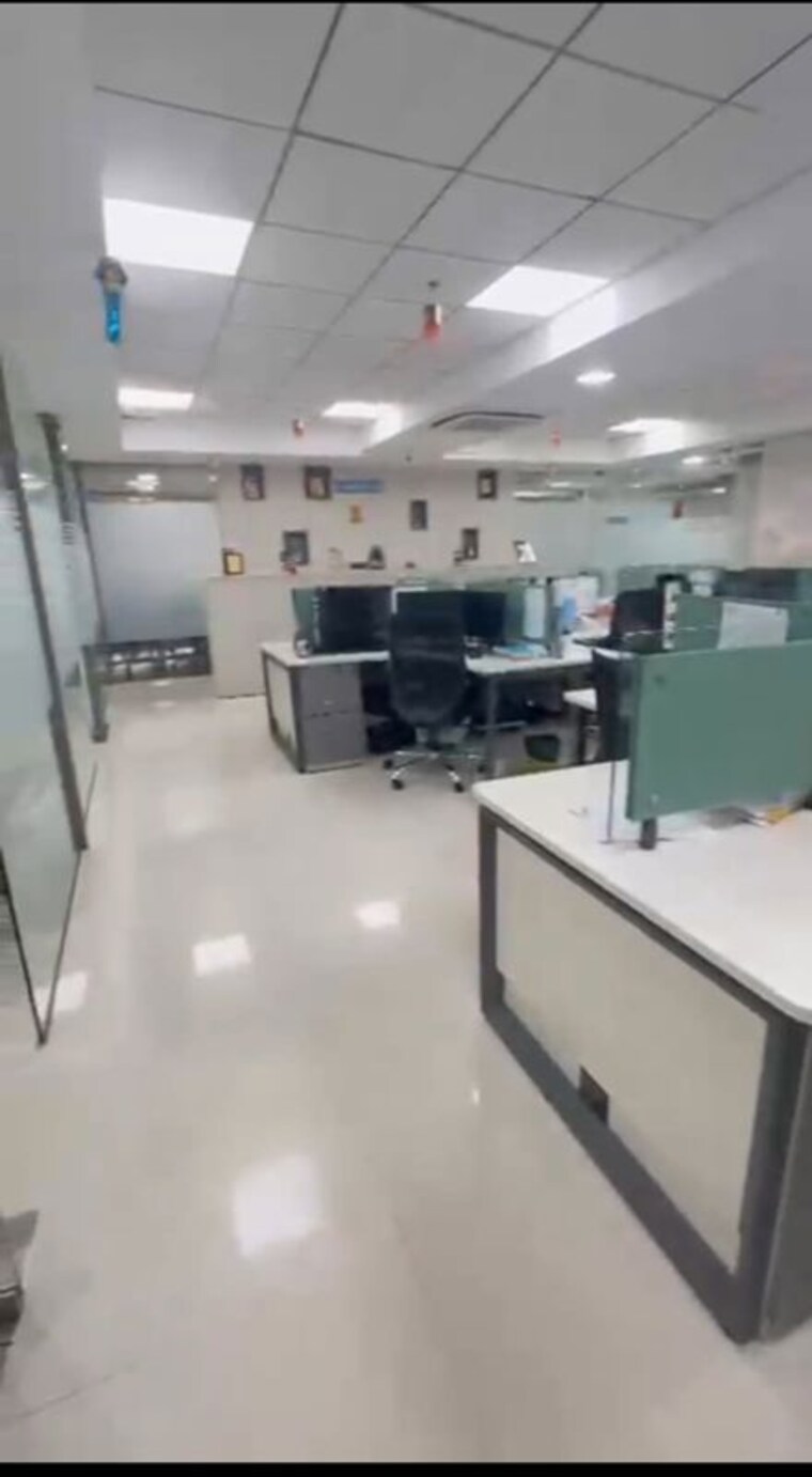 Team Area, odyssey-it-park Commercial Office Space 3300 Sq.Ft. In Thane West Thane 10673342