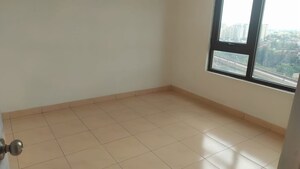 Room in 2 BHK Apartment at Bengal Peerless Avidipta, Em Bypass – for Sale