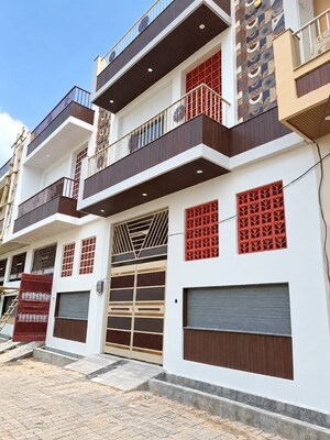 3 BHK Independent House For Sale in Alambagh