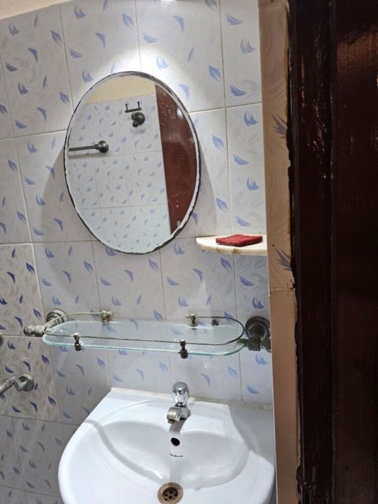 Bathroom, kalikapur 2 Bedroom 840 Sq.Ft. Apartment In Kalikapur Kolkata 10673408