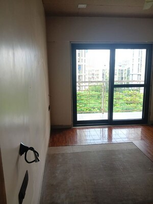Room in 3 BHK Apartment at Shiv Shakti Complex, Andheri West – for Rent