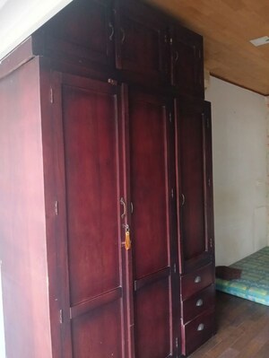 Furnished Amenities in 3 BHK Apartment at Shiv Shakti Complex, Andheri West – for Rent