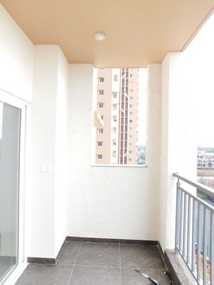 Room in 2 BHK Apartment at Rajapushpa Imperia, Tellapur – for Sale