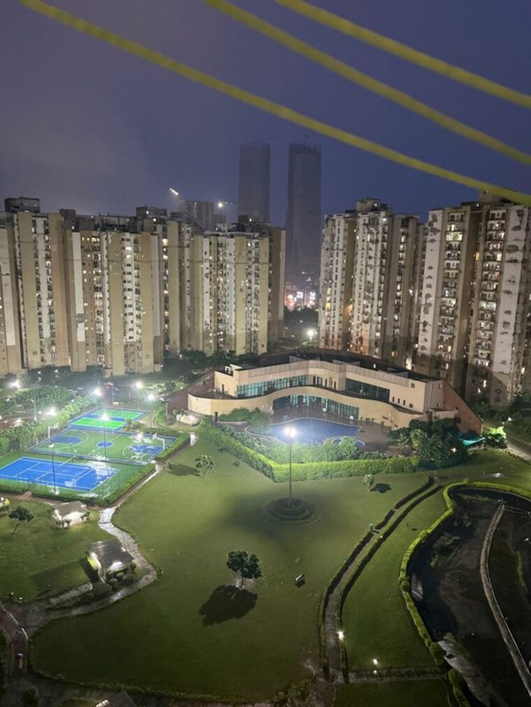 Exterior View, paras-tierea 2 Bedroom 1045 Sq.Ft. Apartment In Sector 137 Noida 10673430