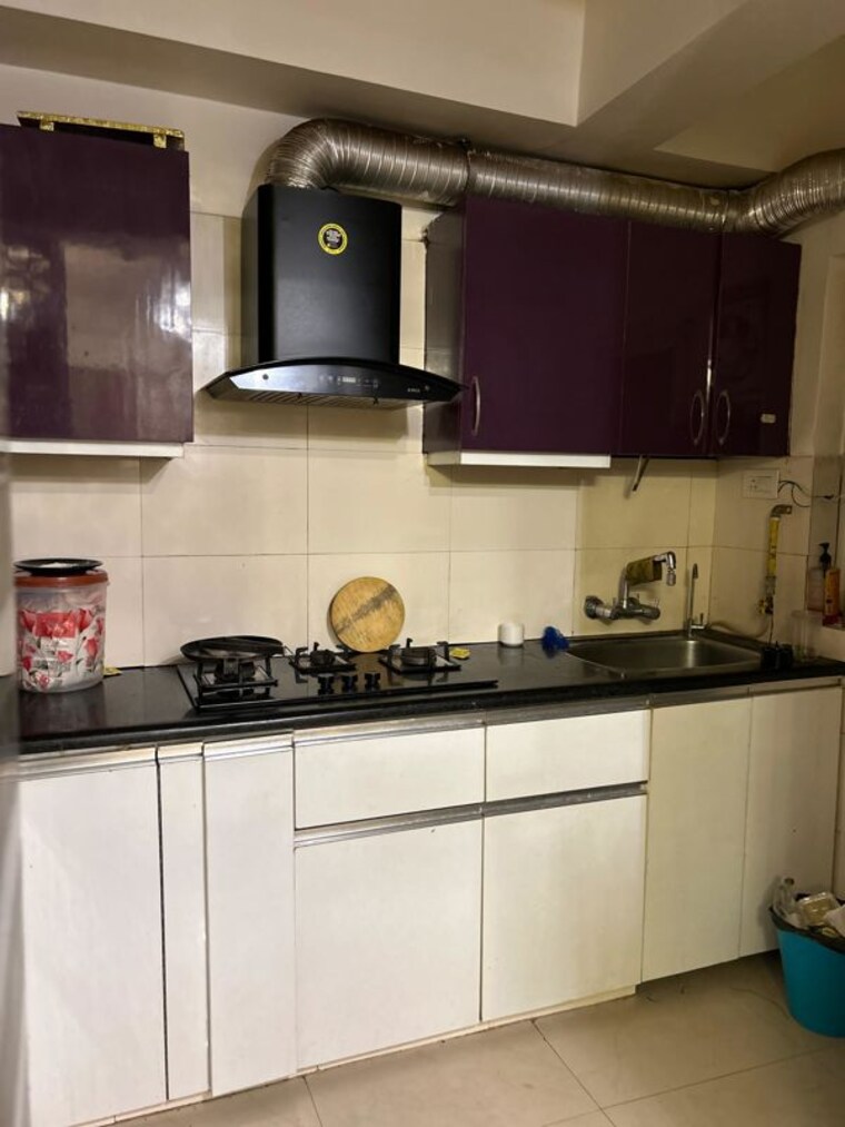 Kitchen, paras-tierea 2 Bedroom 1045 Sq.Ft. Apartment In Sector 137 Noida 10673430