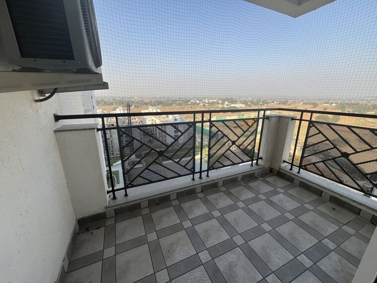 Balcony, central-park-flower-valley-aqua-front-towers 4 Bedroom 2600 Sq.Ft. Apartment In Sohna Sector 33 Gurgaon 10673483